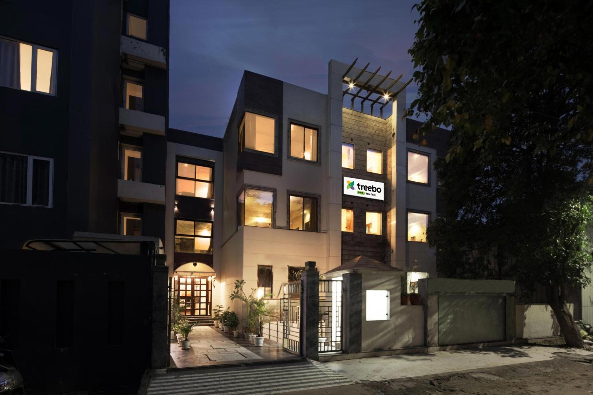 Hotel Treebo White Castle, Gurgaon Exterior foto